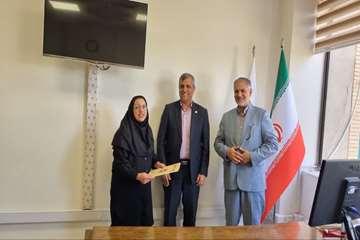 رئیس دانشگاه اصفهان: روابط عمومی باید به سمت روایت‌سازی پیش دستانه حرکت کند 