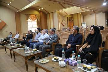برگزاری مراسم معارفه و تکریم رئیس دانشکده زبان‌های خارجی دانشگاه اصفهان  