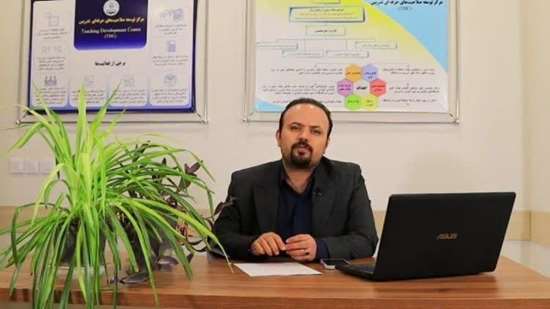 تفکر انتقادی و سواد اطلاعاتی را در محیطهای دانشگاهی احیا کرد و بیانگیزگی دانشجویان