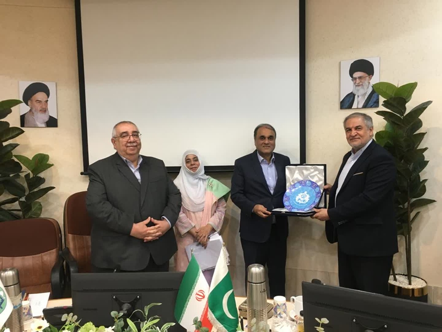 Pakistani Ambassador Visits the University of Isfahan