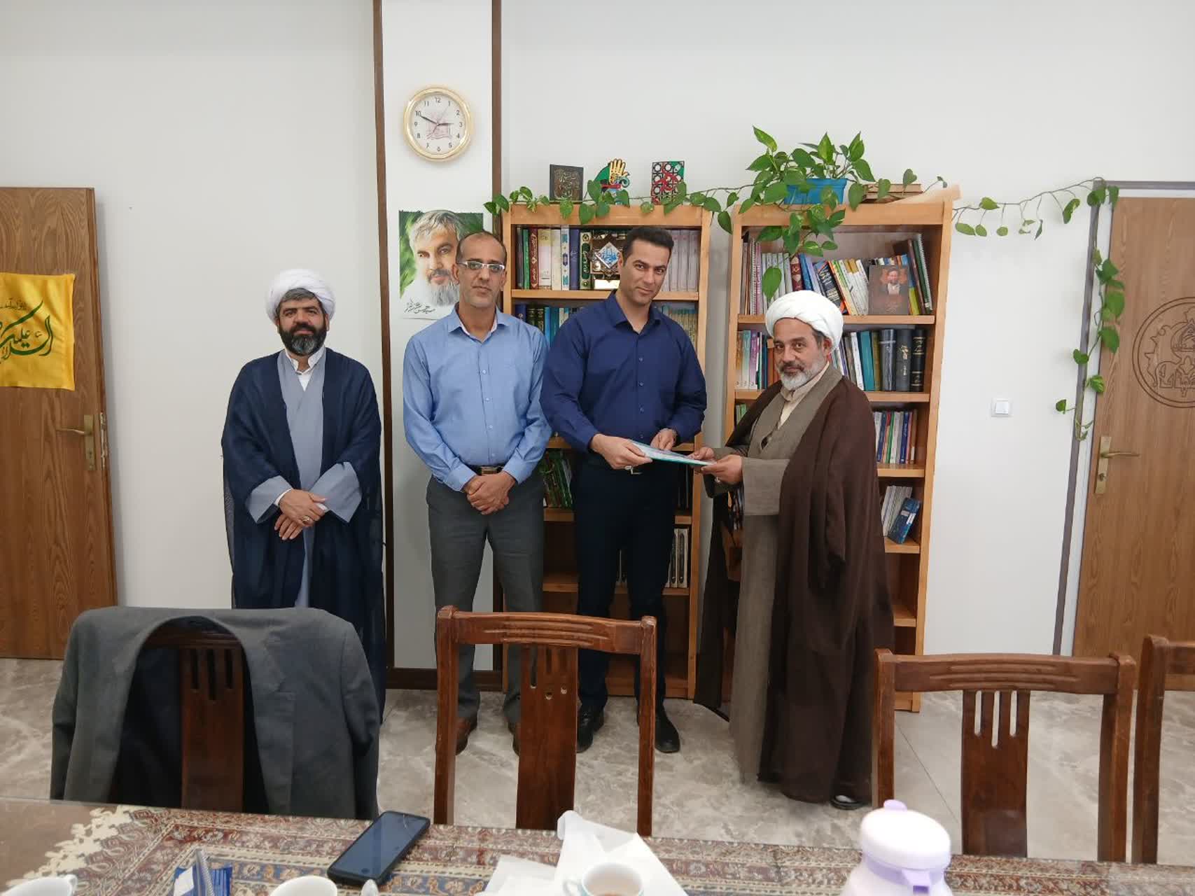 انتصاب رئیس اندیشکده مطالعات روانشناختی و تربیتی مبتنی بر دین  دانشگاه اصفهان